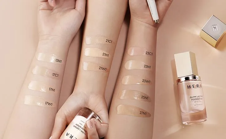 HERA GLOW LASTING FOUNDATION SPF 25 / PA   35ml (12 Colors)