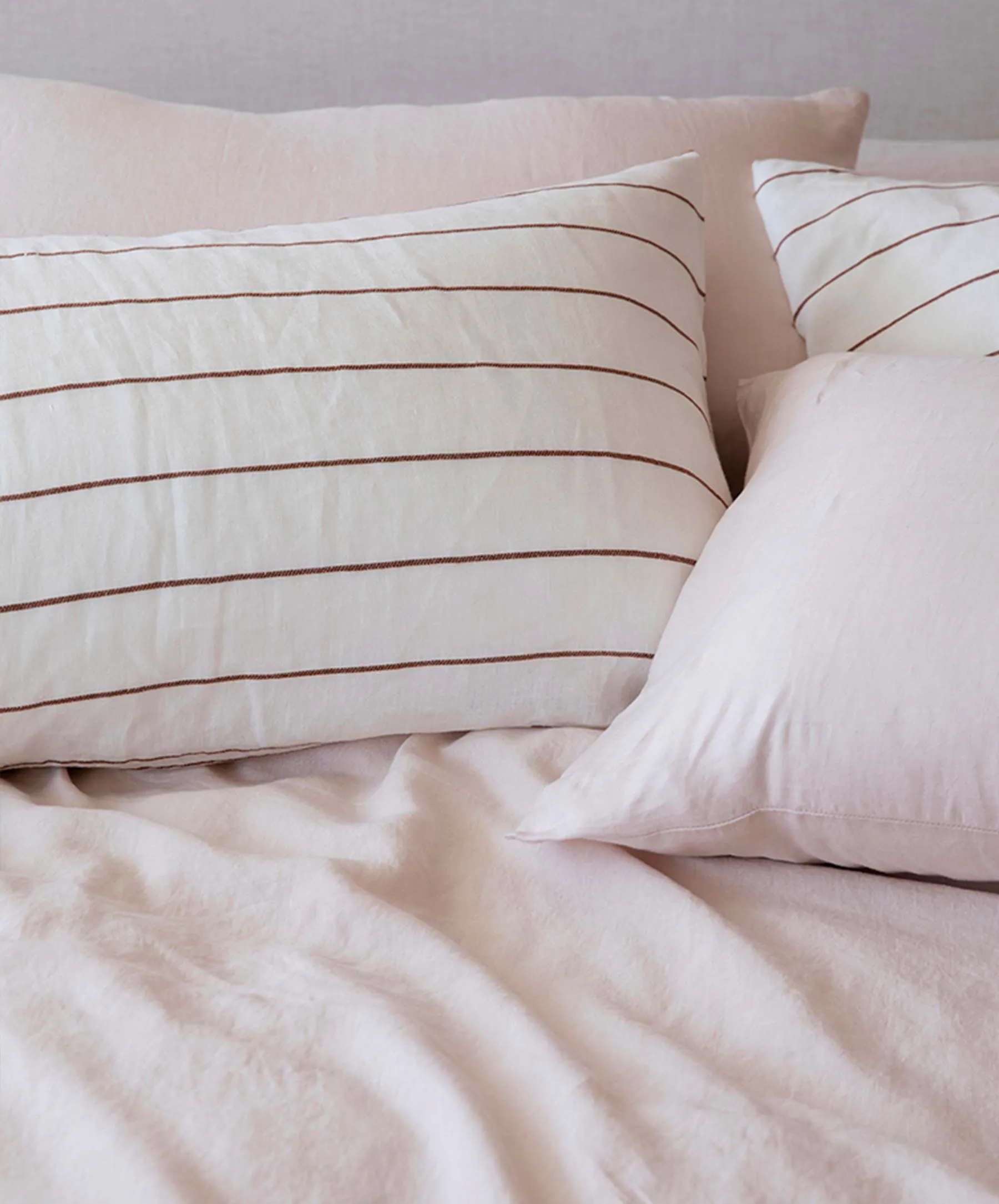 Linen Sheet Set with Pillowcases - Blush