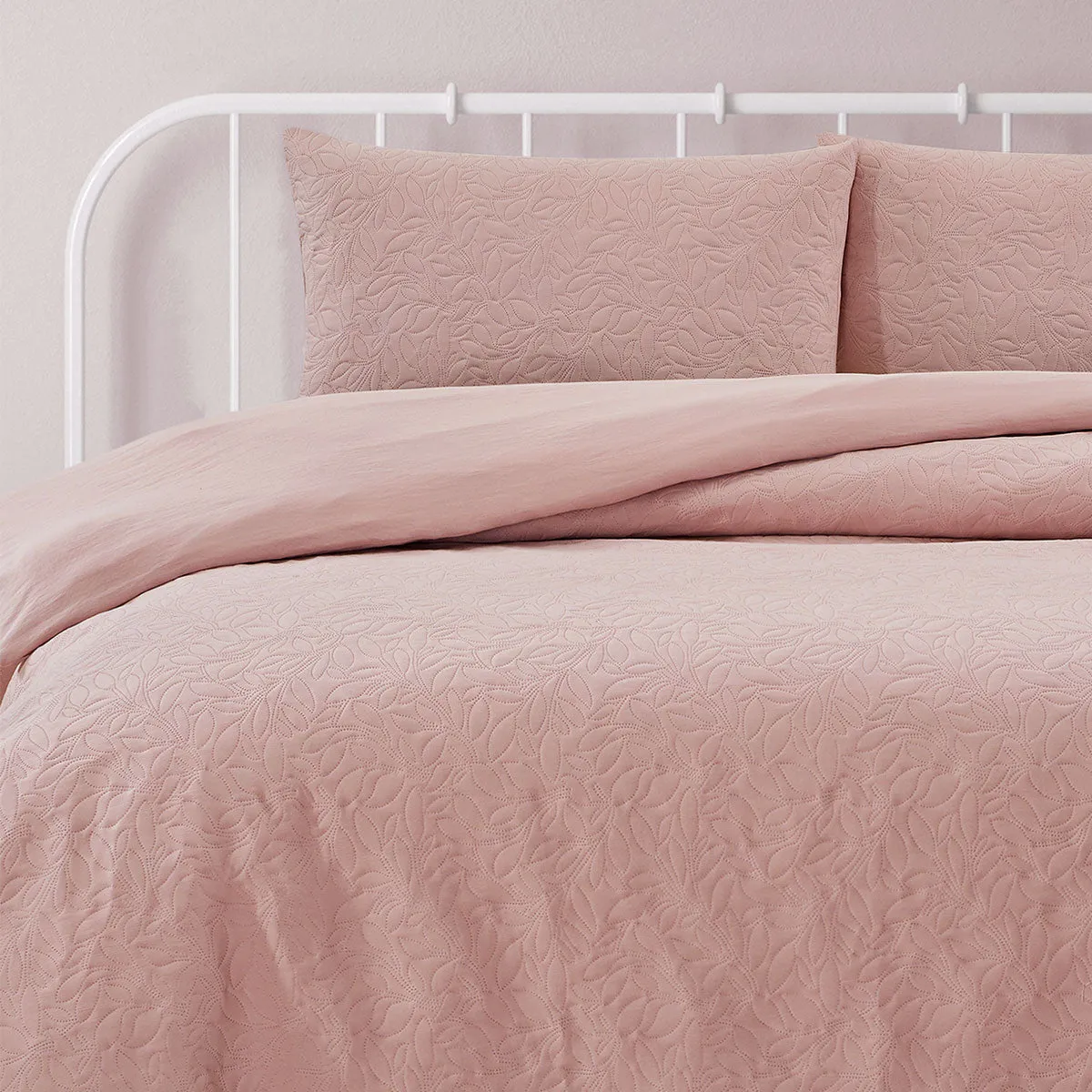 QUEEN Pinsonic Embossed Quilt Cover Set - Pink