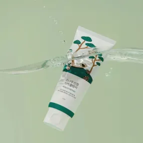Round Lab Pine Calming Cica Cleanser 150ml