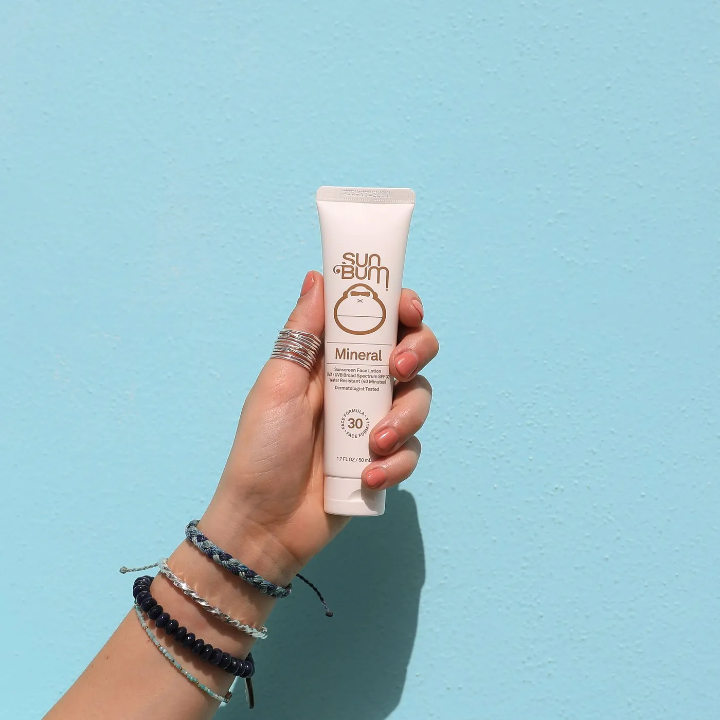 SUN BUM MINERAL SPF 30 SUNSCREEN FACE LOTION