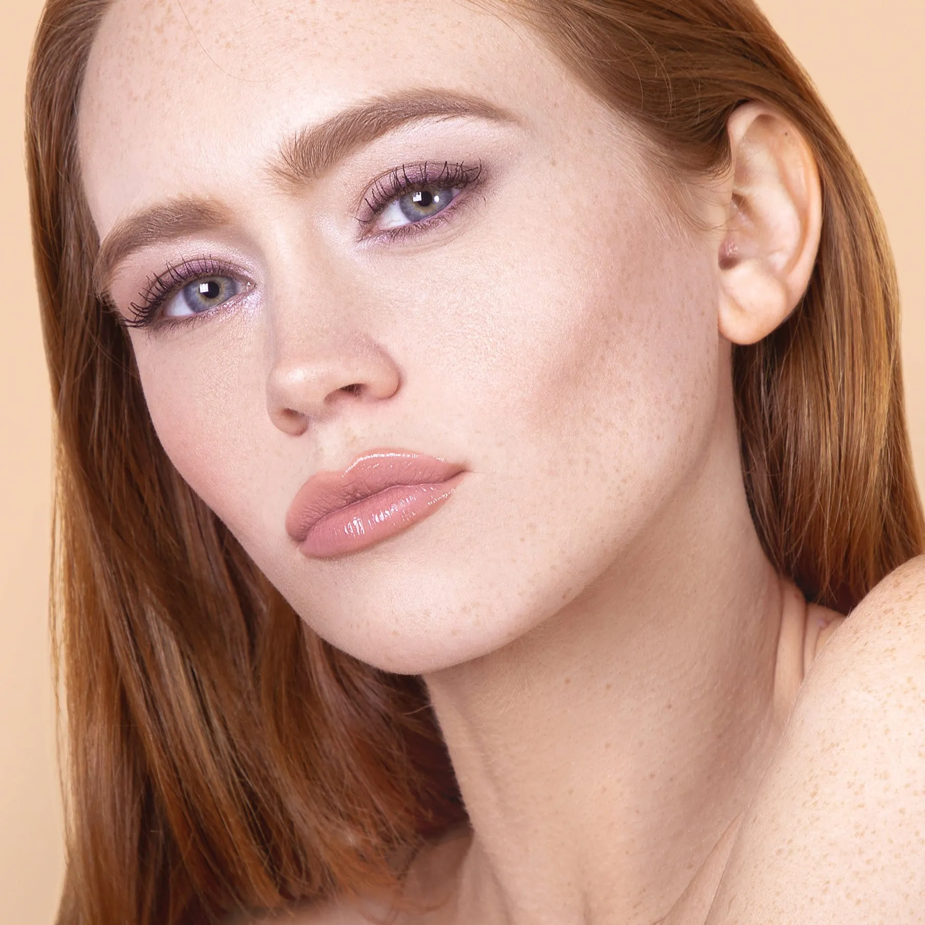 Velvet Gloss Plumper  71. Erotic (Pale Rose)